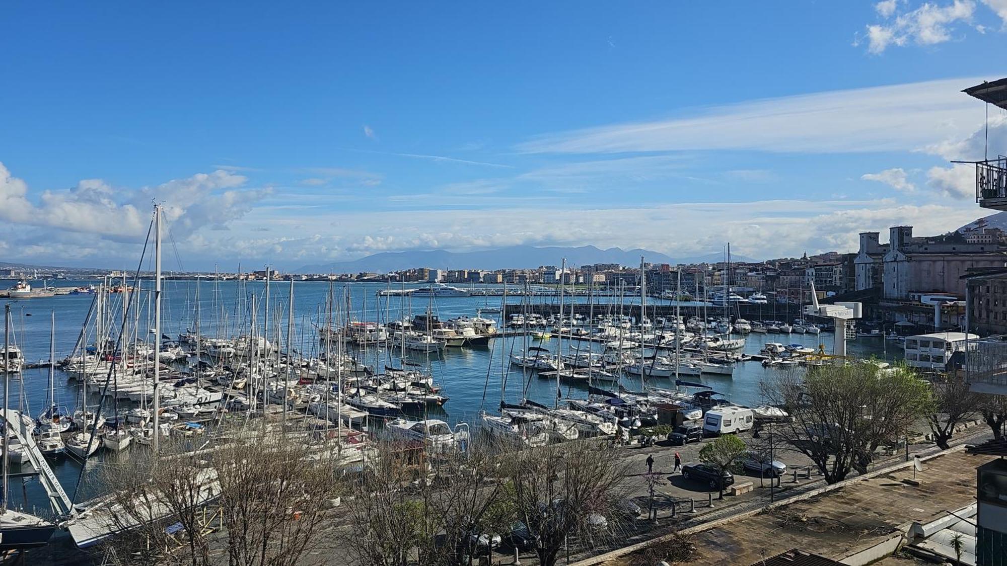 The Sea Beyond Apartment Castellammare di Stabia Ngoại thất bức ảnh